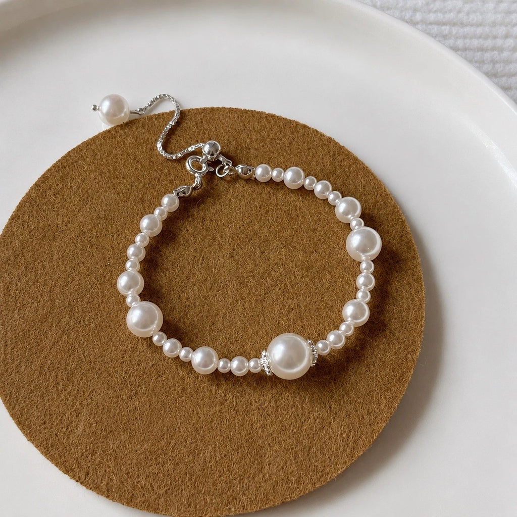 Elegant Pearl Beaded Bracelet for Women – Adjustable Silver-Tone Jewellery