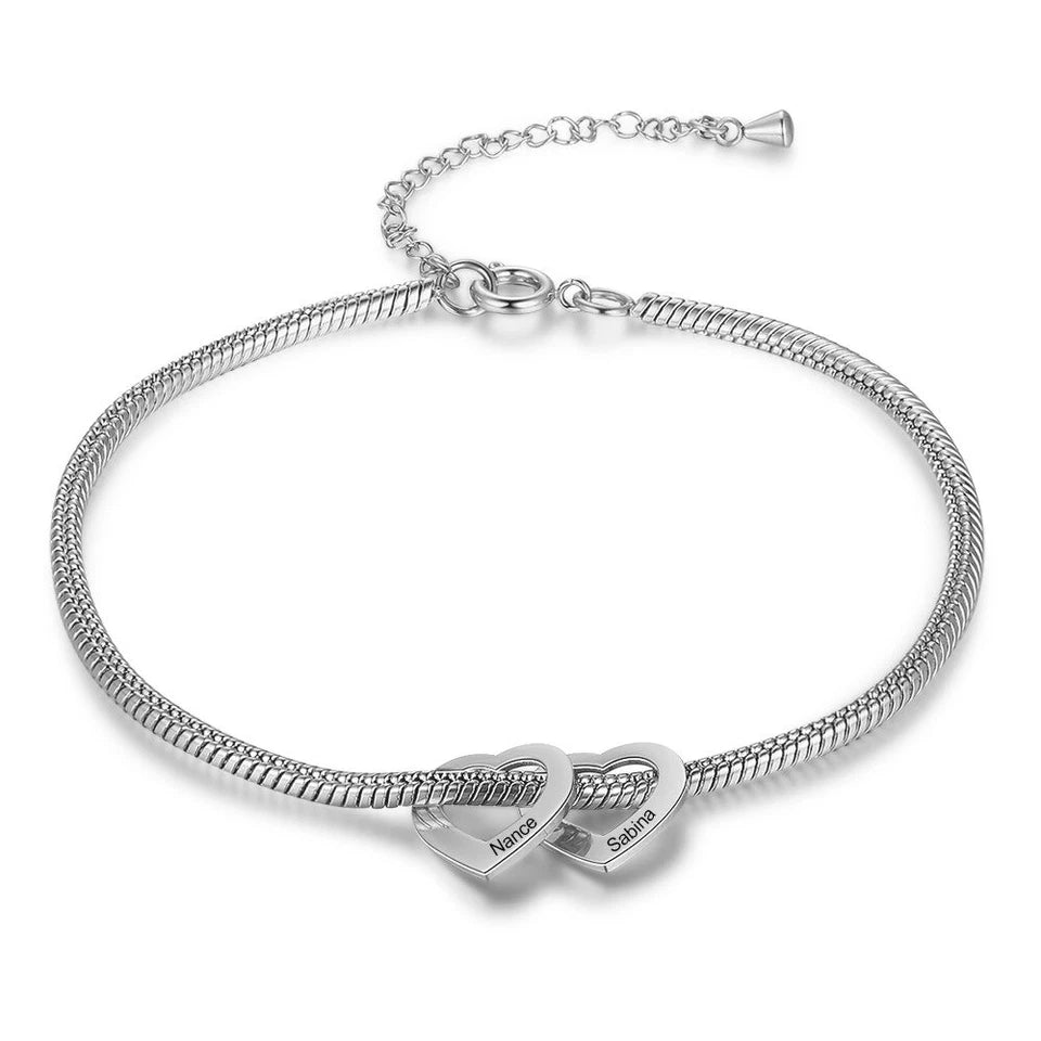 Personalised Mum Heart Charm Bracelet with Engraved Children’s Names – Custom Family Gift