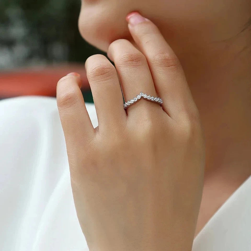 Charmsolo Moissanite Crown Band Ring – Chevron Wedding & Stackable Ring for Women