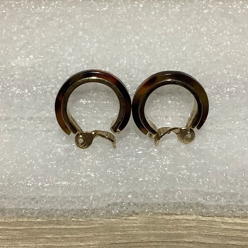 Monet Tortoiseshell Hoop Clip-On Earrings – Gold-Tone Acrylic Resin Jewellery